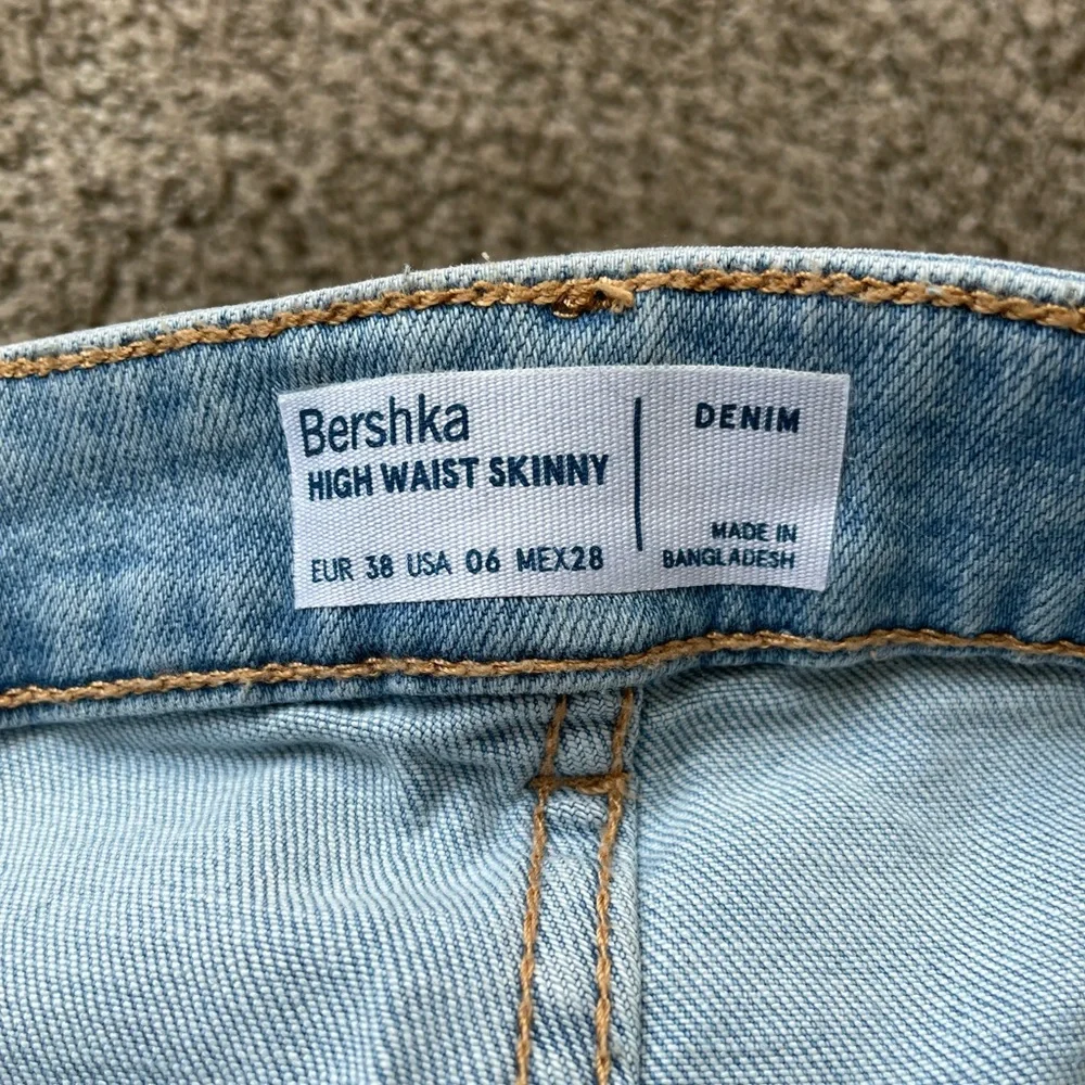 NWT Bershka Women’s Skinny High Rise Jeans | Size: 6 - Picture 5 of 6